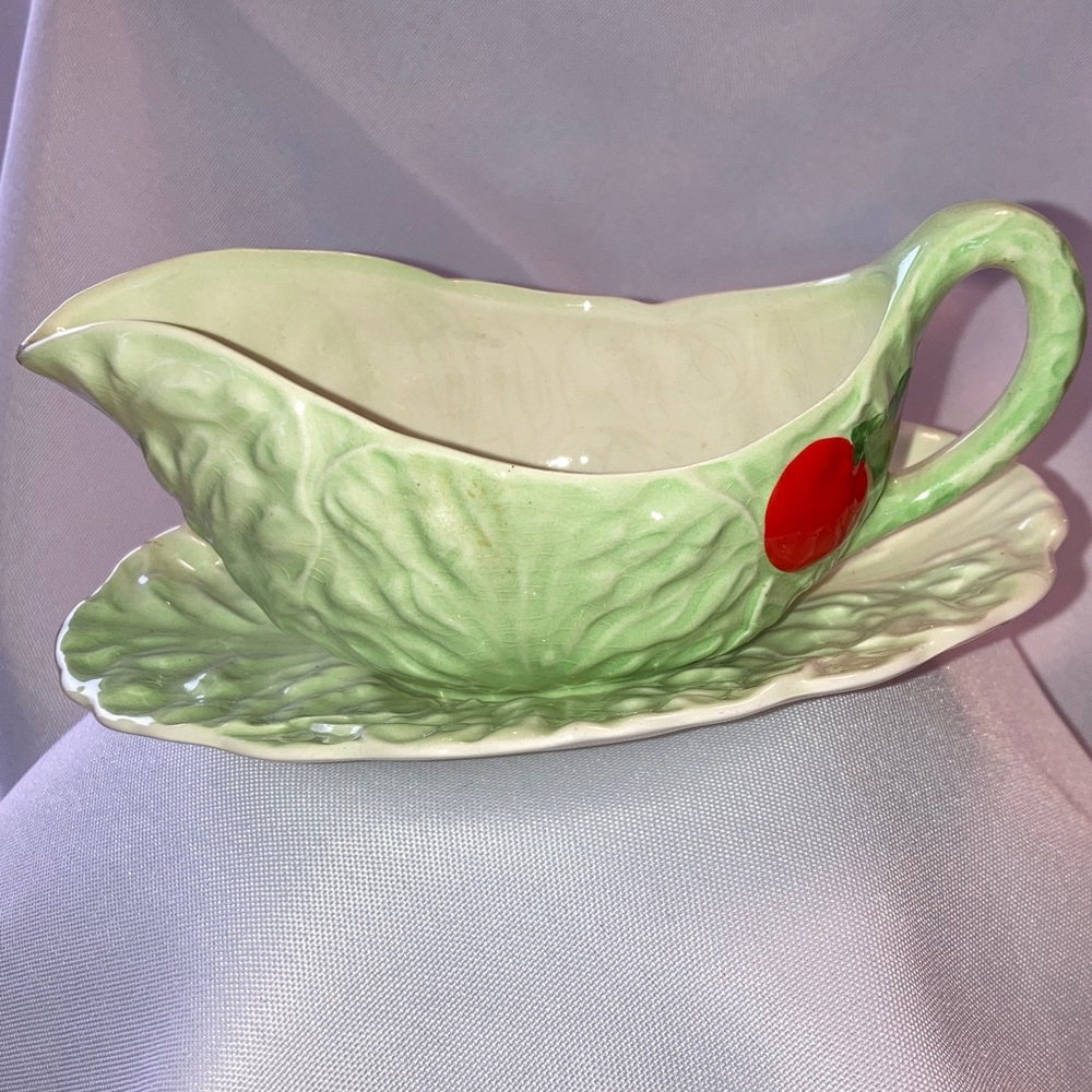 VINTAGE Carleton ware Cabbage Leaf-Shaped Gravy Boat with Red TOMATO Detail